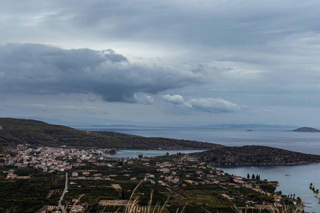 Light Showers in Crete as Mostly Sunny Weather Continues