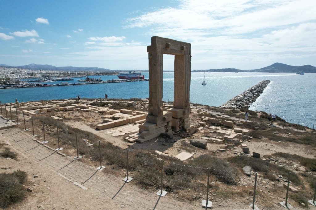 Permanent Fencing Completed at  Famous Naxos Monument