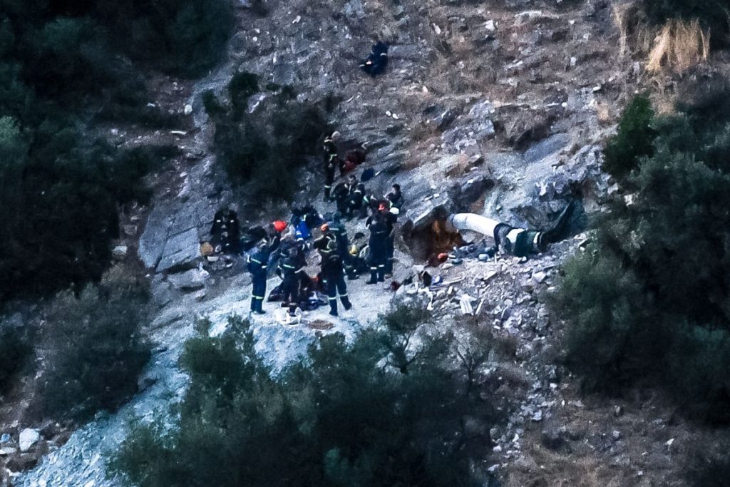 Central Greece: Treasure Hunter Dies After Falling in Cave