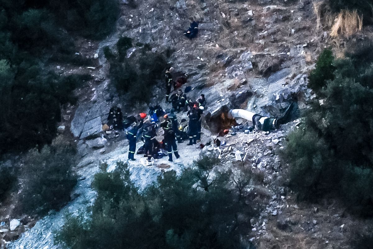 Central Greece: Treasure Hunter Dies After Falling in Cave