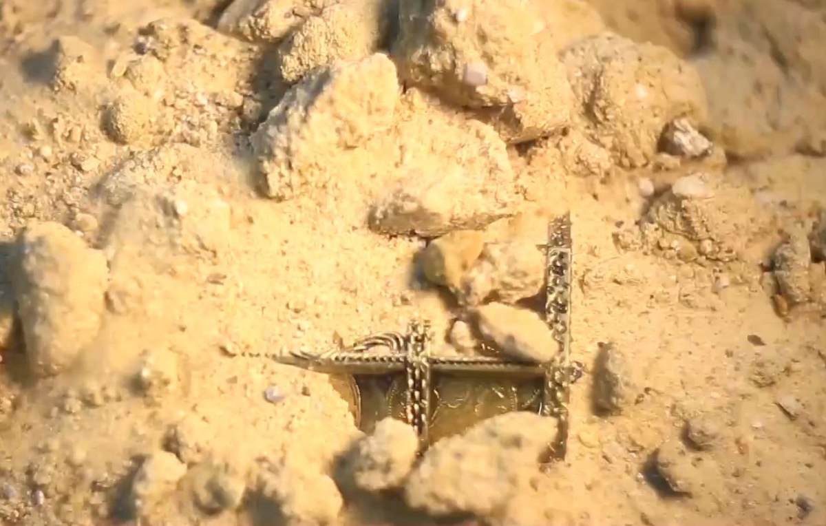 The Enduring Legend of Hidden Treasure in Central Greece