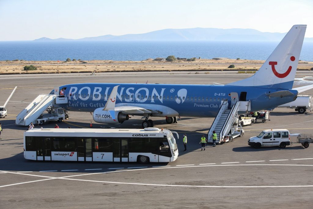 Emergency Landing in Crete After Drunk Passenger Disrupts Flight