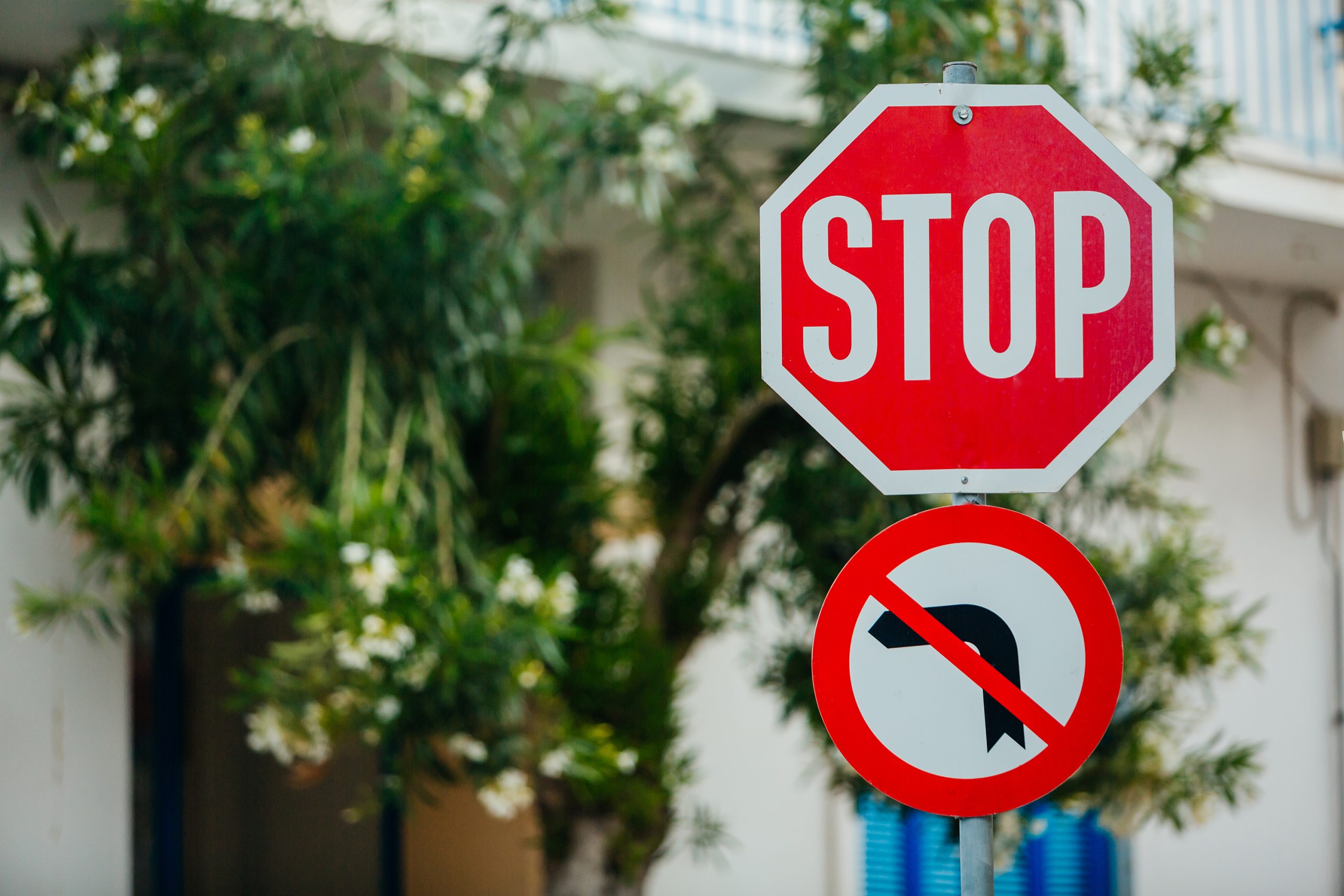 Man Stabbed in Eye with Screwdriver by Delivery Driver