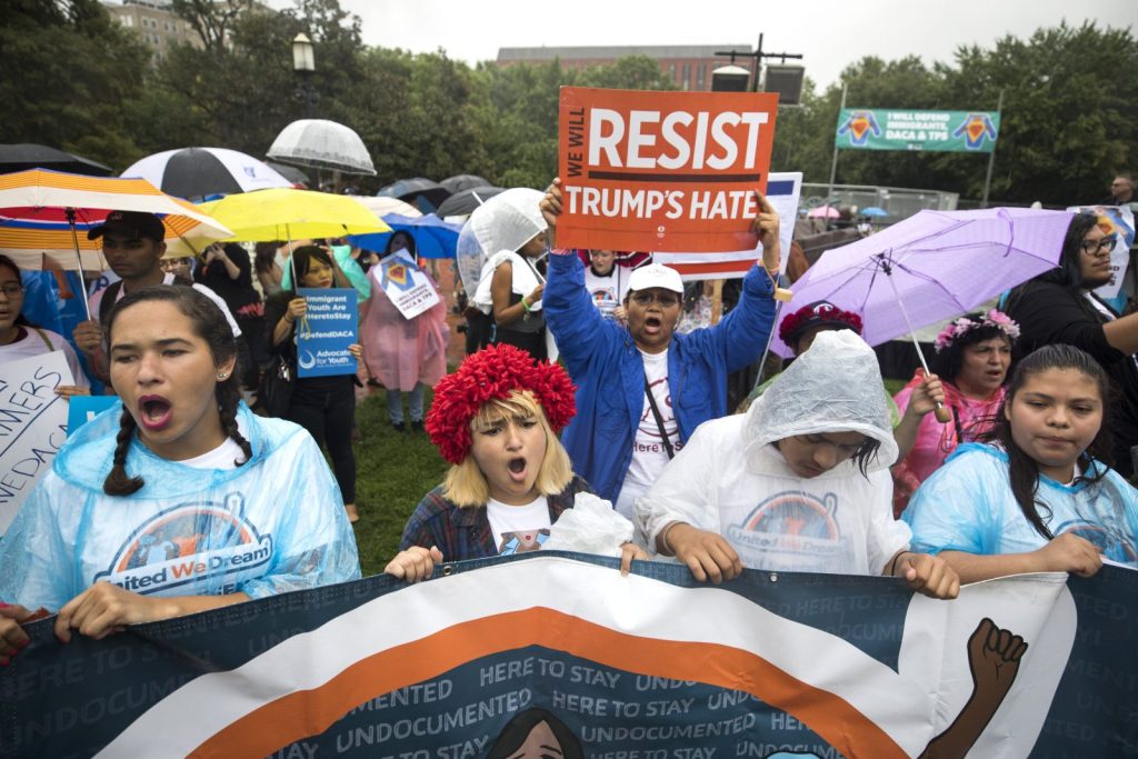 Trump Administration Offers $2,500 to Teen Migrants Returning Home