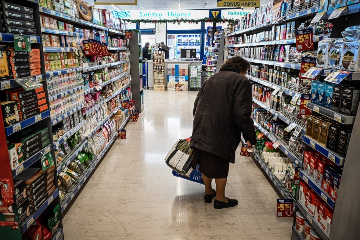 Price Cuts on 1,000 Products Offer Little Relief from Soaring Costs