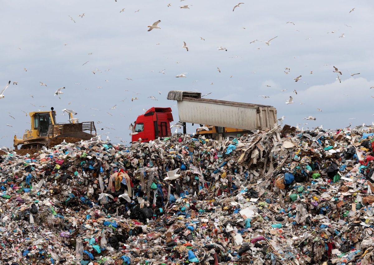 The Trash Time Bomb: Attica Faces Waste Management Crisis