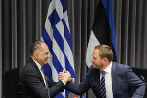 Foreign Minister of Greece Meets With Estonian Counterpart