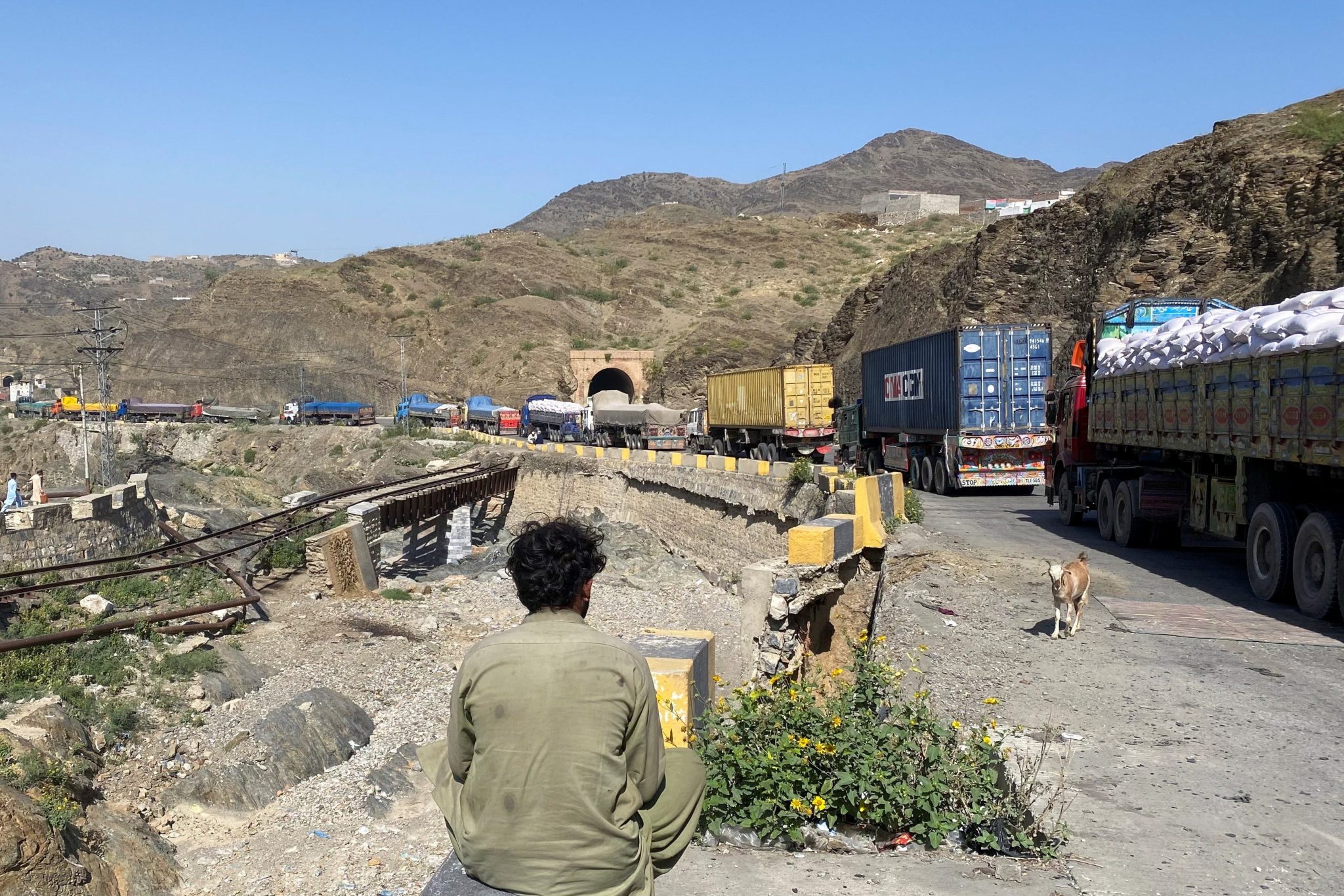 Afghanistan-Pakistan Renewed Border Clash - tovima.com