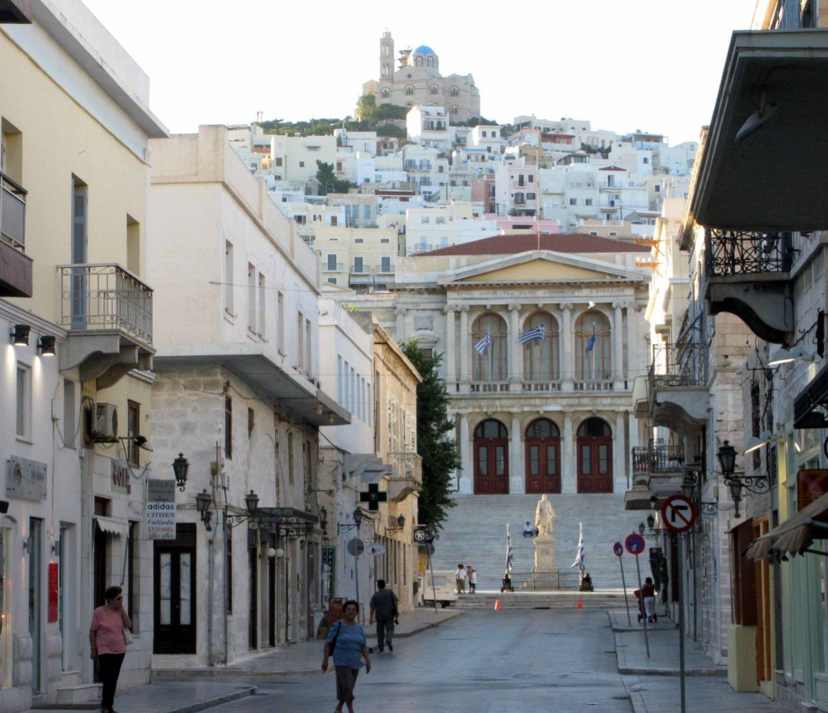 Syros Tops Italian List of Ideal Autumn Island Escapes