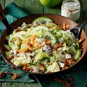 Iceberg Salad with Apple and Blue Cheese