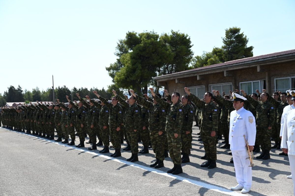New Greek Armed Forces Salaries to Take Effect on Jan. 1st