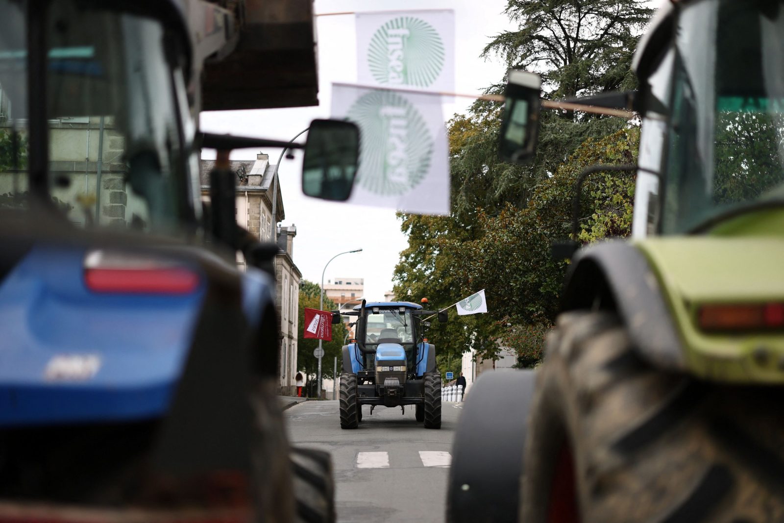 EU Aims to Support Young Farmers Amid Industry Decline