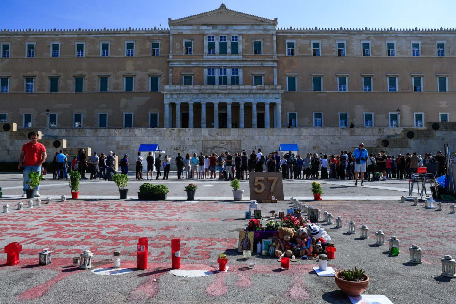 Heated Debate in Parliament Over Tomb of the Unknown Soldier Bill