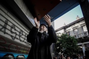 Political World Mourns Music Icon Dionysis Savvopoulos