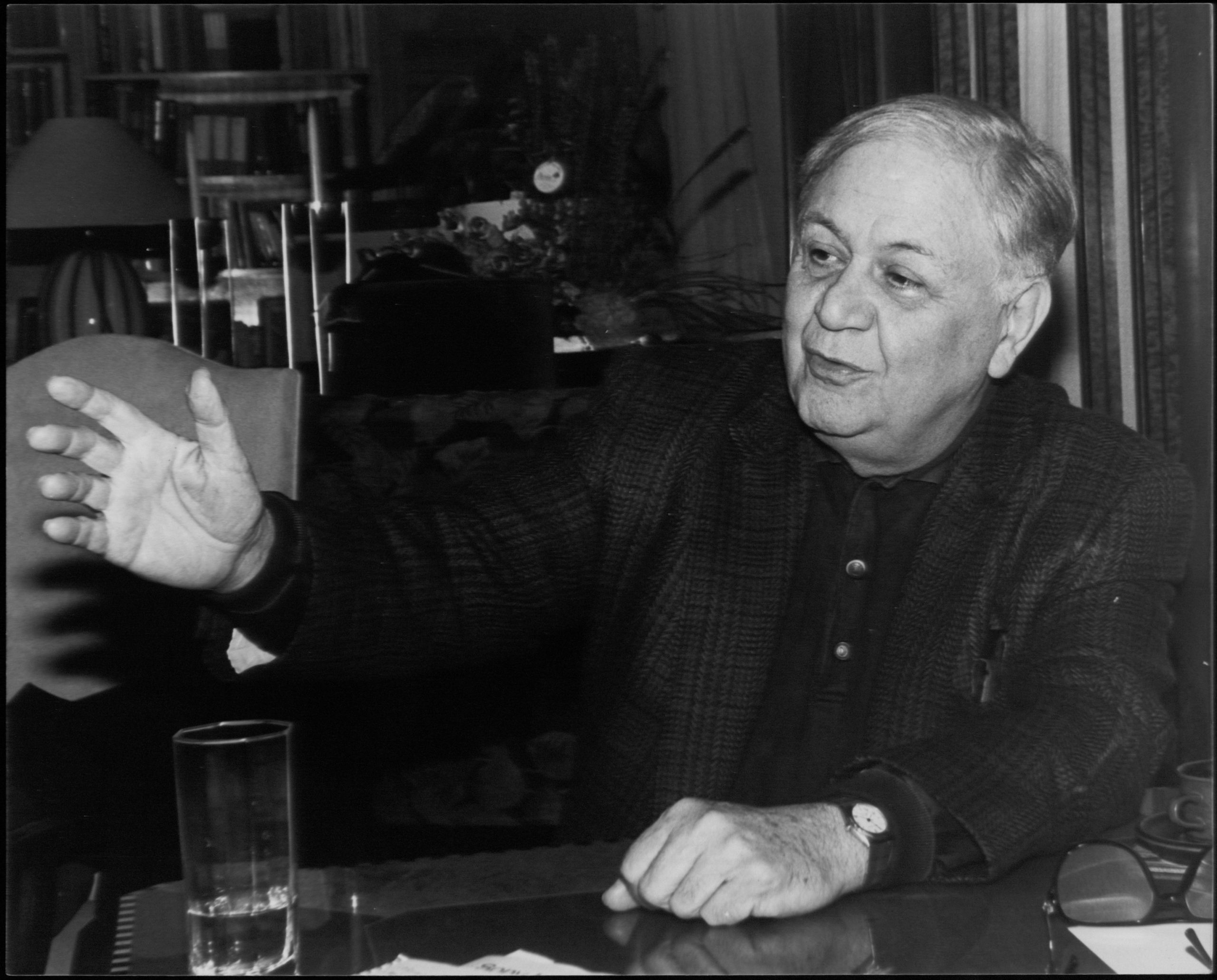 Manos Hadjidakis: The Dreamer Who Changed Greek Music