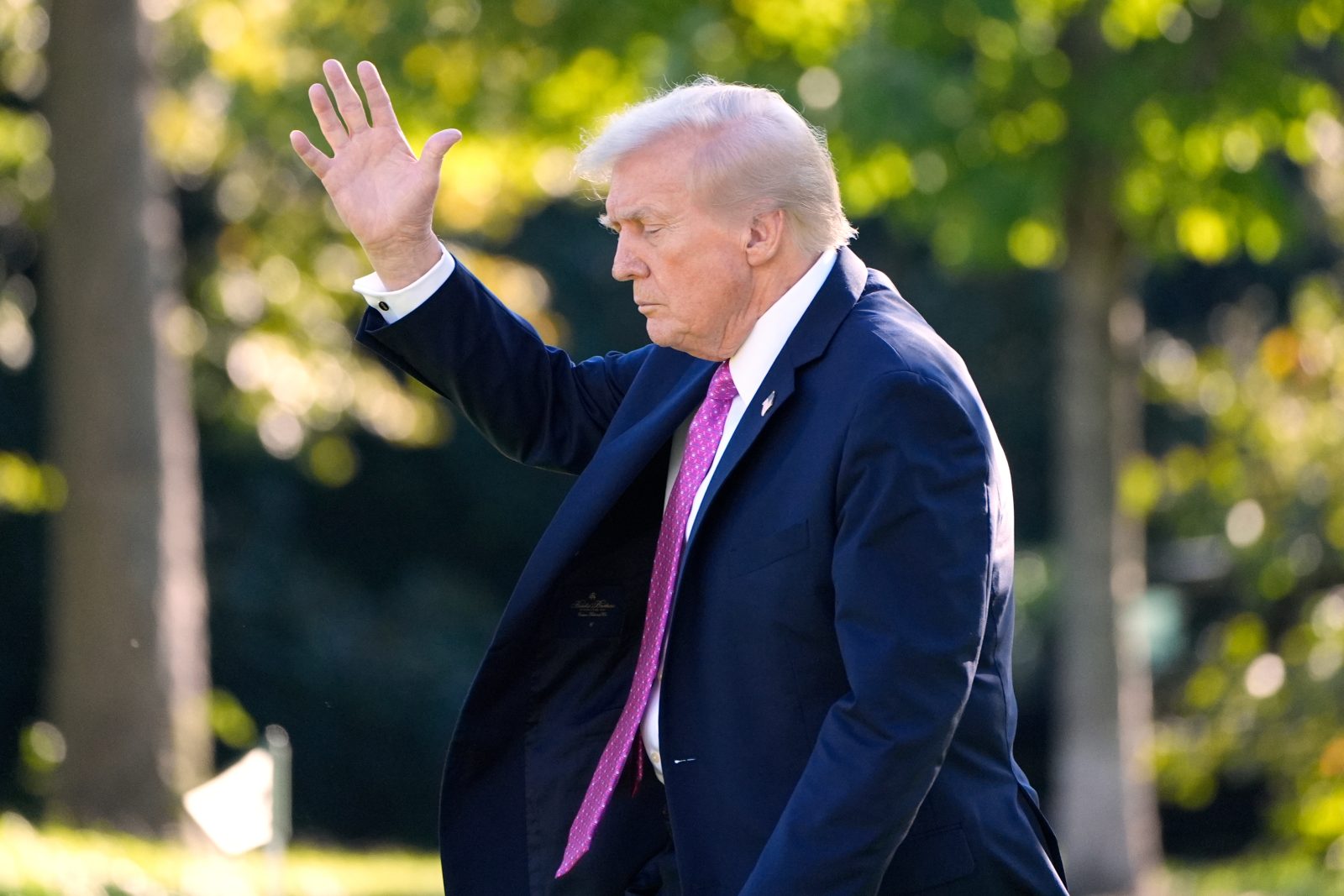 Trump Sanctions Russia’s Oil Giants, Russia Responds