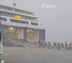 Torrential Rainfall Hits Paros (Vid)