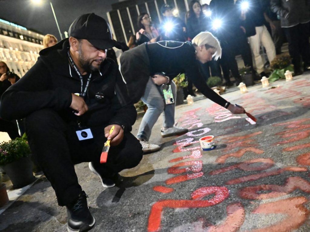 Tempi Father Returns to Syntagma After Tomb Amendment
