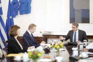 Mitsotakis Calls for Creation of EU Defense Financing Instrument