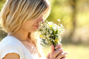 Scientists Create “Smelling” Cells to Study Human Olfaction