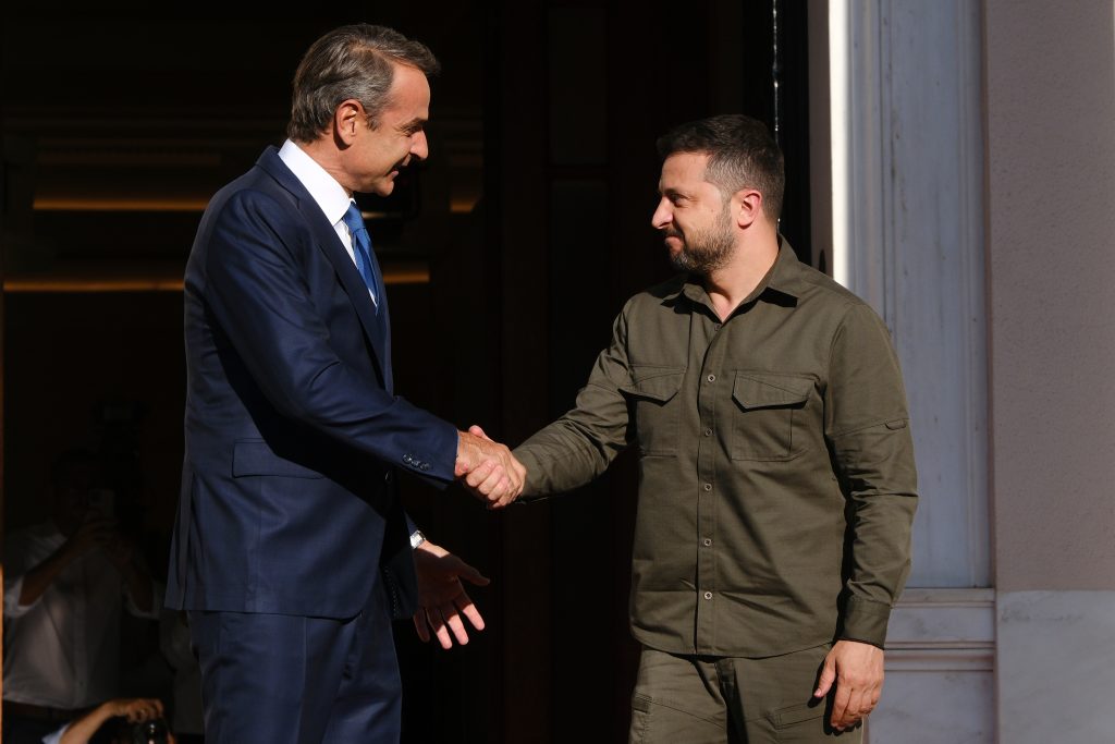 Zelensky to Make Brief Visit to Athens on Sunday