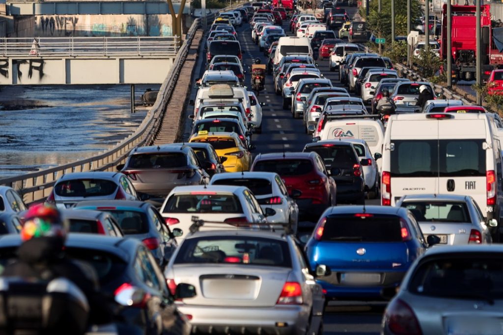 EU Targets Traffic Congestion with Sustainable Transport Plans