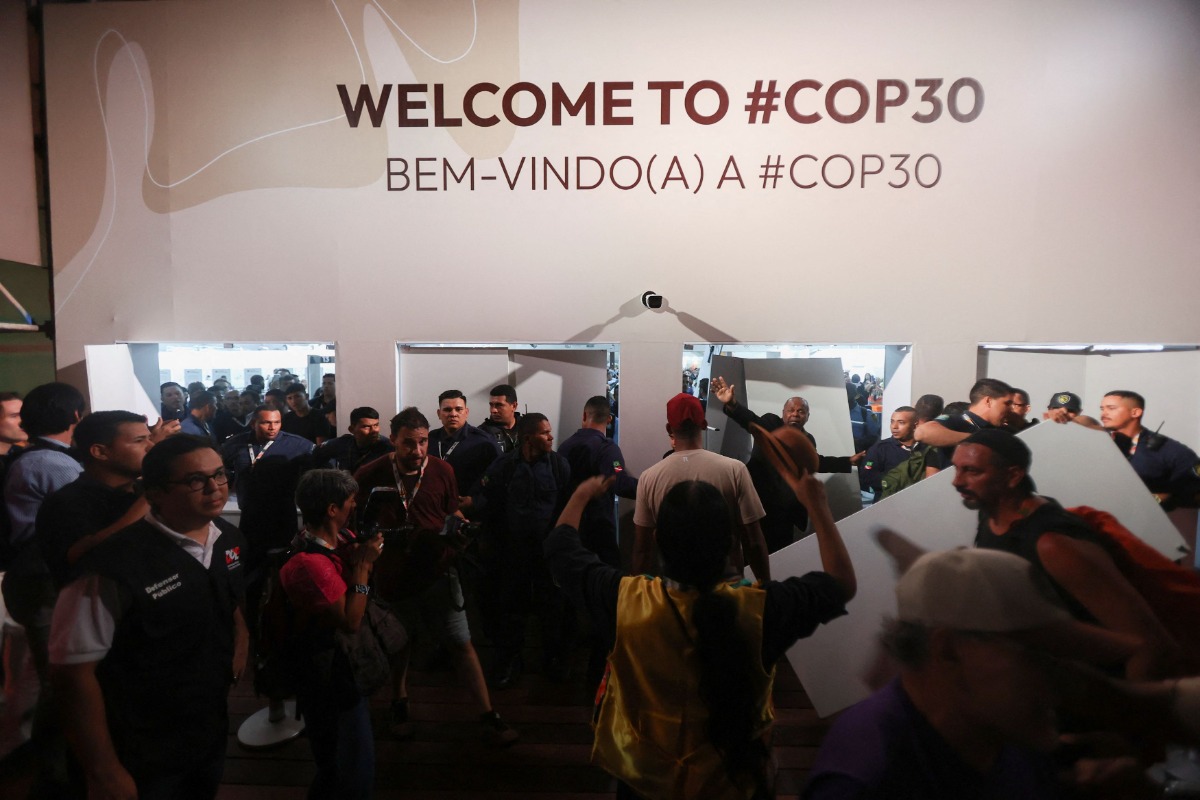 Protesters Clash With Security at COP30 in Brazil