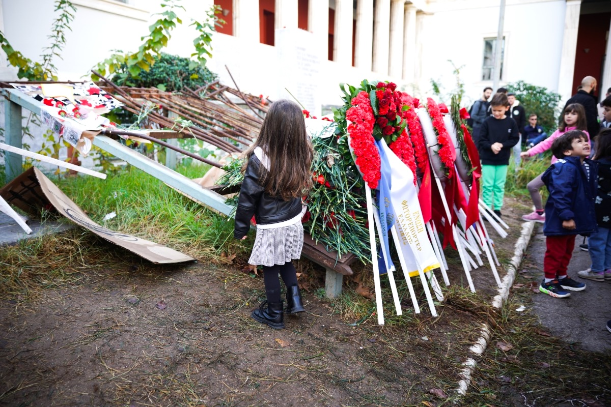 Road Closures, Transport Changes in Athens Ahead of Polytechnic Uprising Anniversary