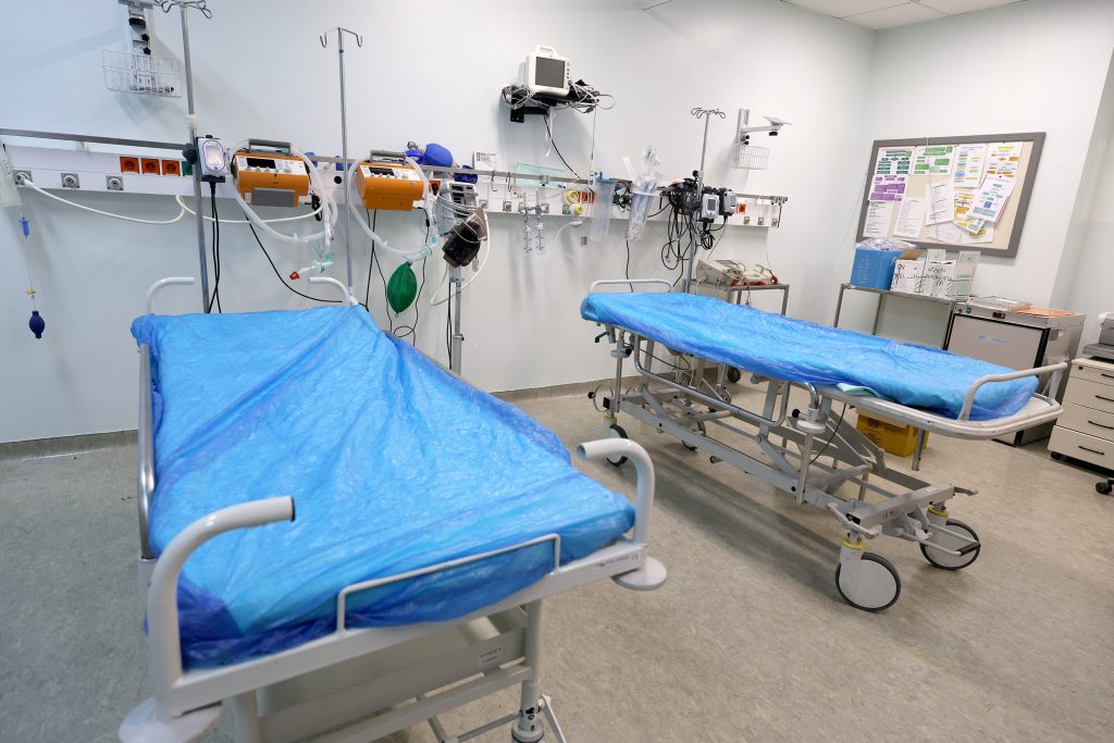 Greek Households Shoulder Heavy Health Costs, OECD Report Says