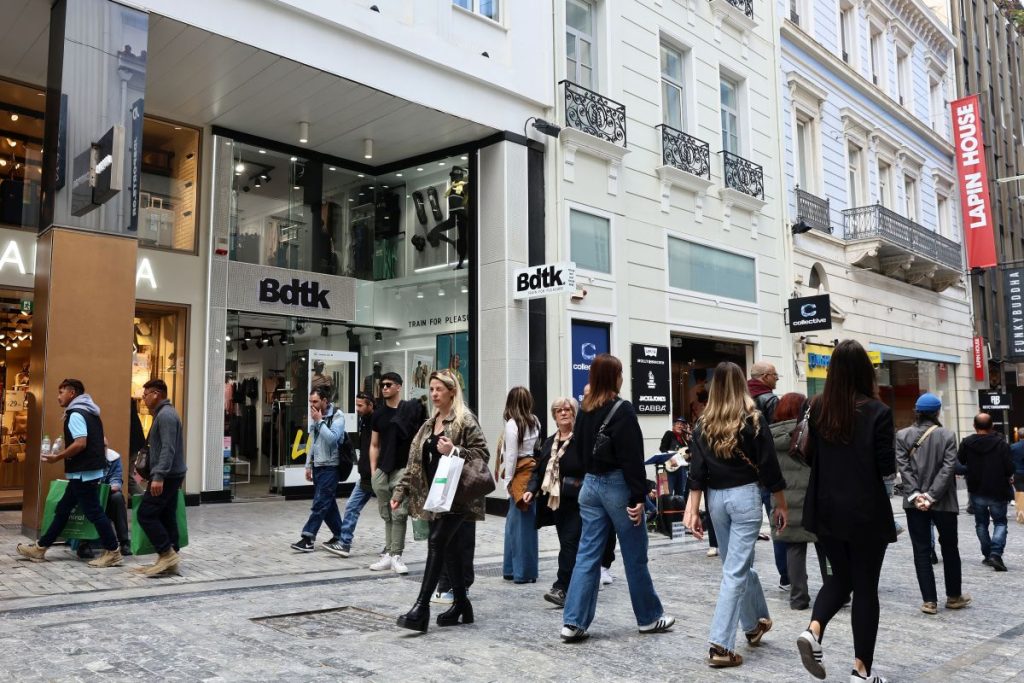 Shops to Open on Four Sundays Ahead of Christmas 2025