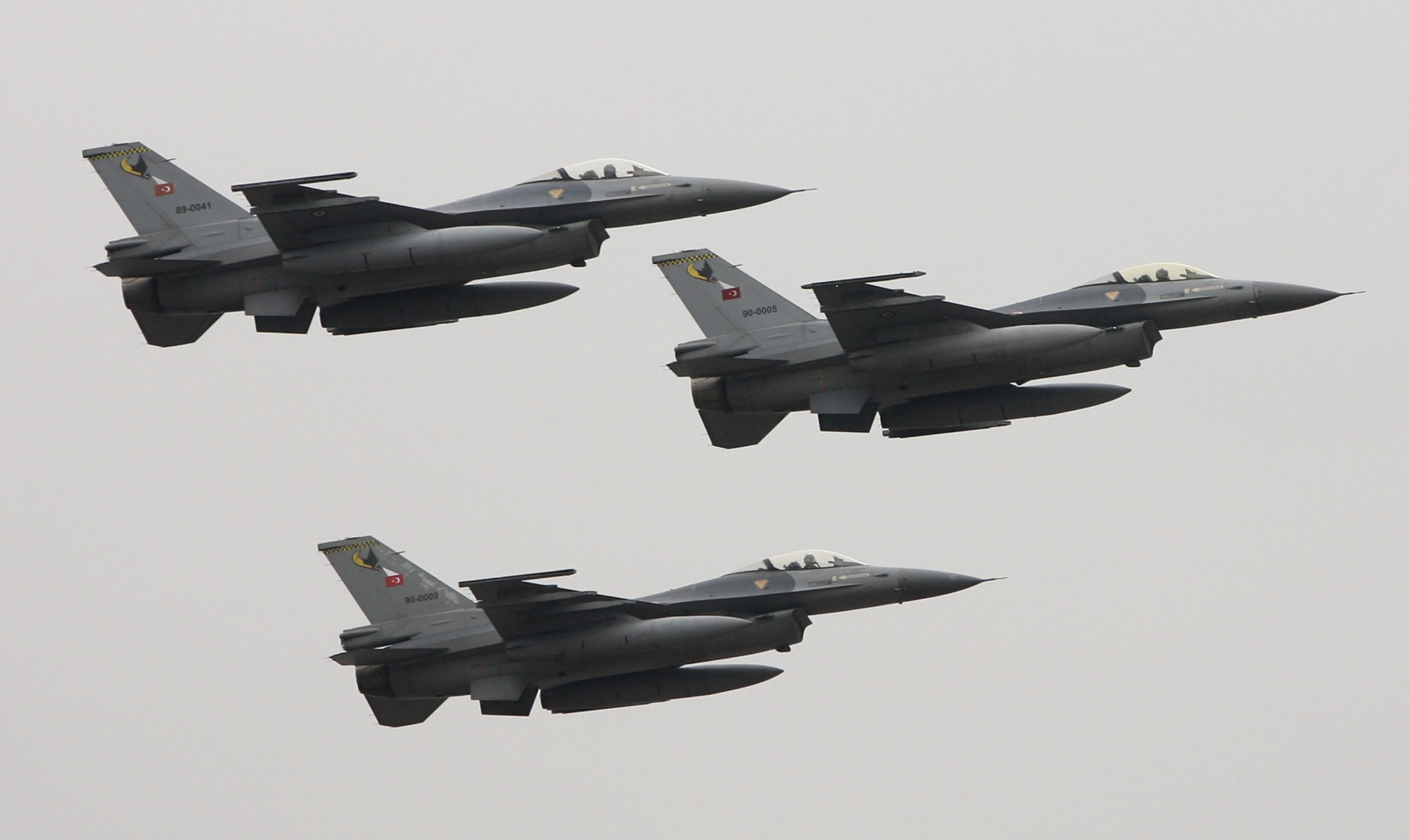 Turkish F-16s Violate Cypriot Airspace During Military Flyover