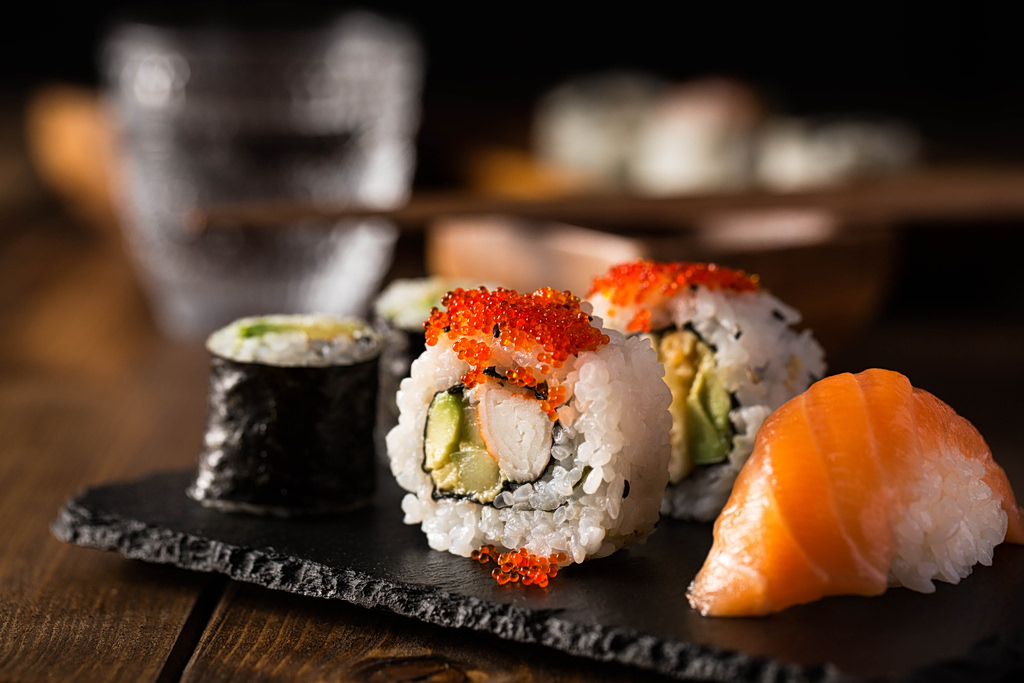 22-Year-Old Hospitalized After Sushi Meal in Greece’s First Reported Anisakiasis Case