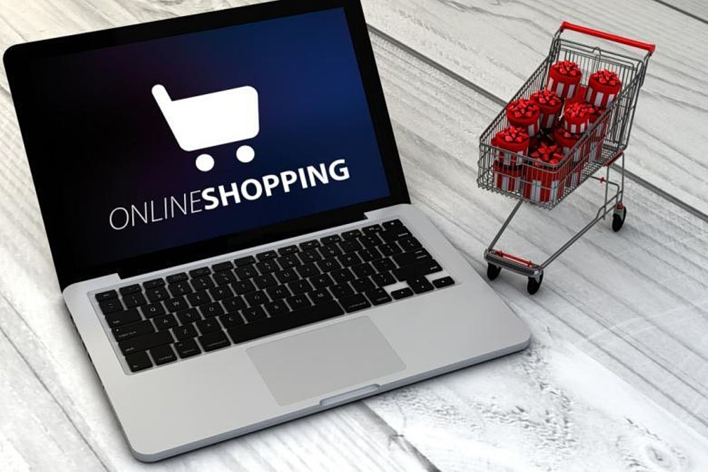 Holiday Shopping: How to Stay Safe from Online Scams