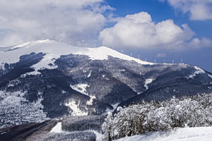 Mostly Sunny Skies Across Greece on Monday