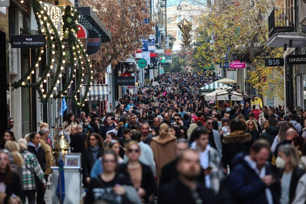 Athens’ ‘High Street’ Ermou 15th Most Expensive in the World