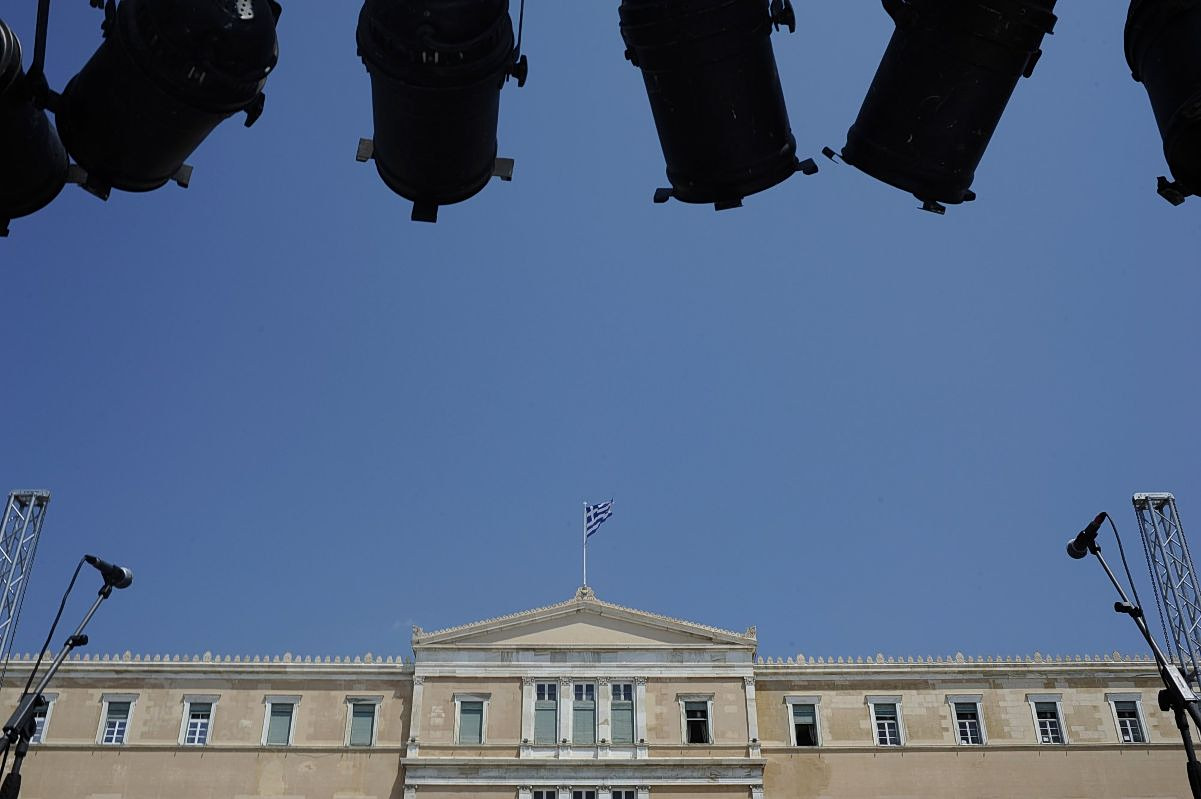 Undecided Voters Keep Greece’s Political Landscape in Suspense