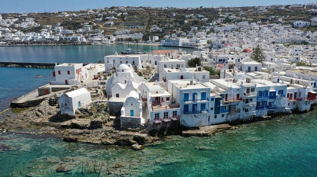 Greece’s Luxury Housing Market Enters a New League
