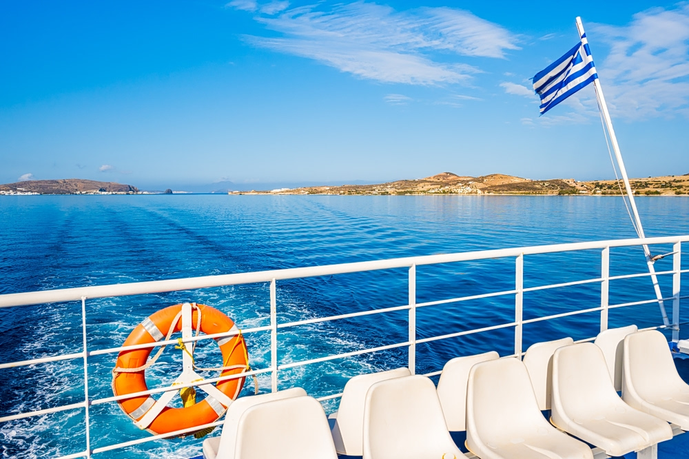 Man Arrested After Assaulting Wife on Ferry in Front of Children