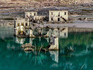 Greece Braces for “Red Alert” as Water Reserves Plunge