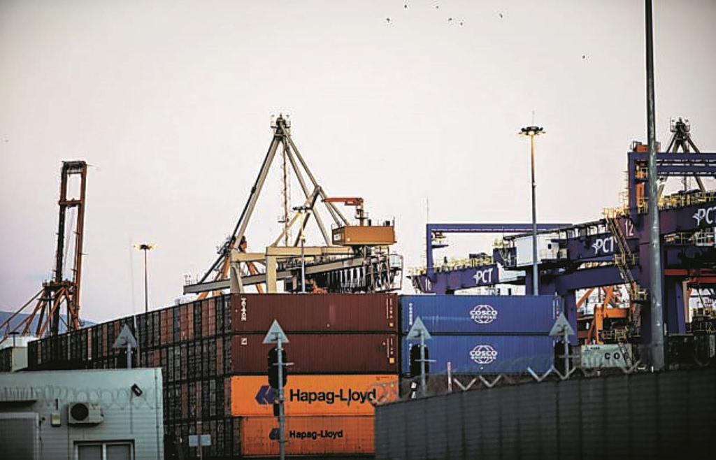 Greek Exports to US Hold Steady Despite Trump’s Tariff Escalation