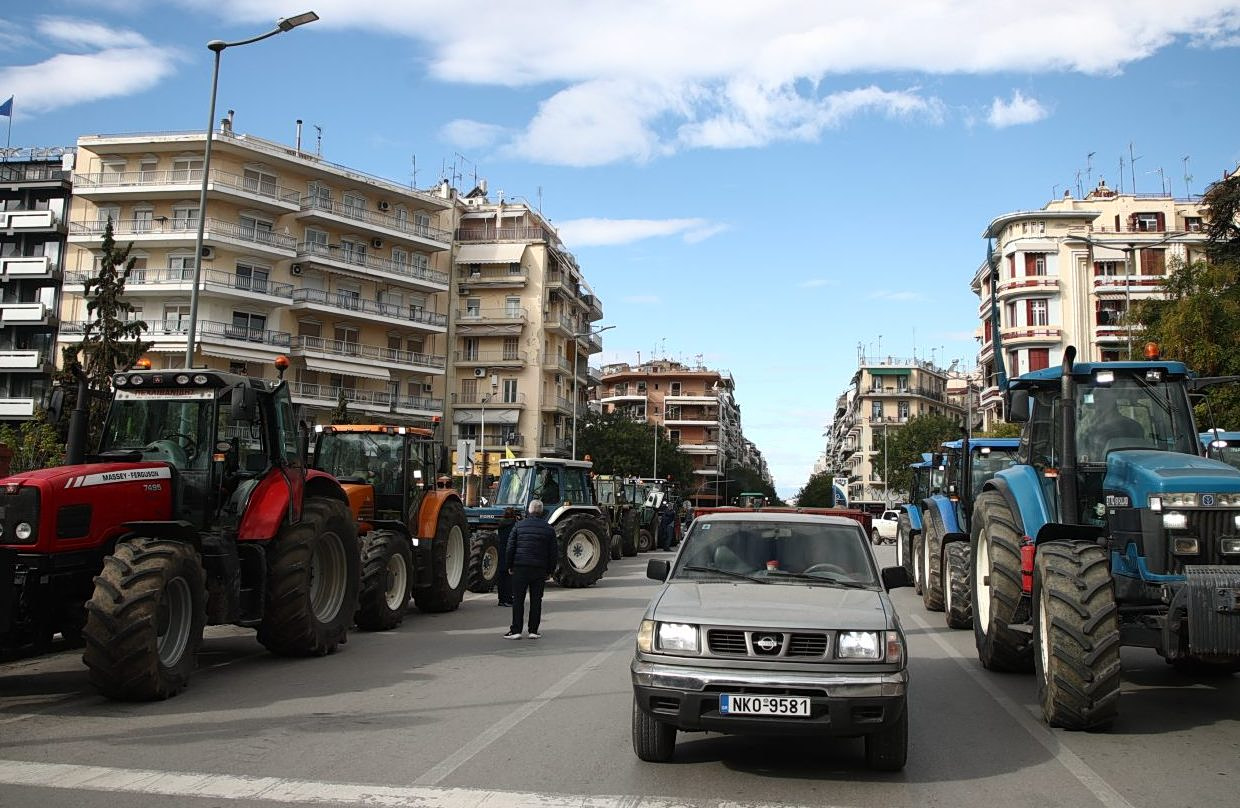 Farmers in Greece Launch Protests in Thessaly and Crete