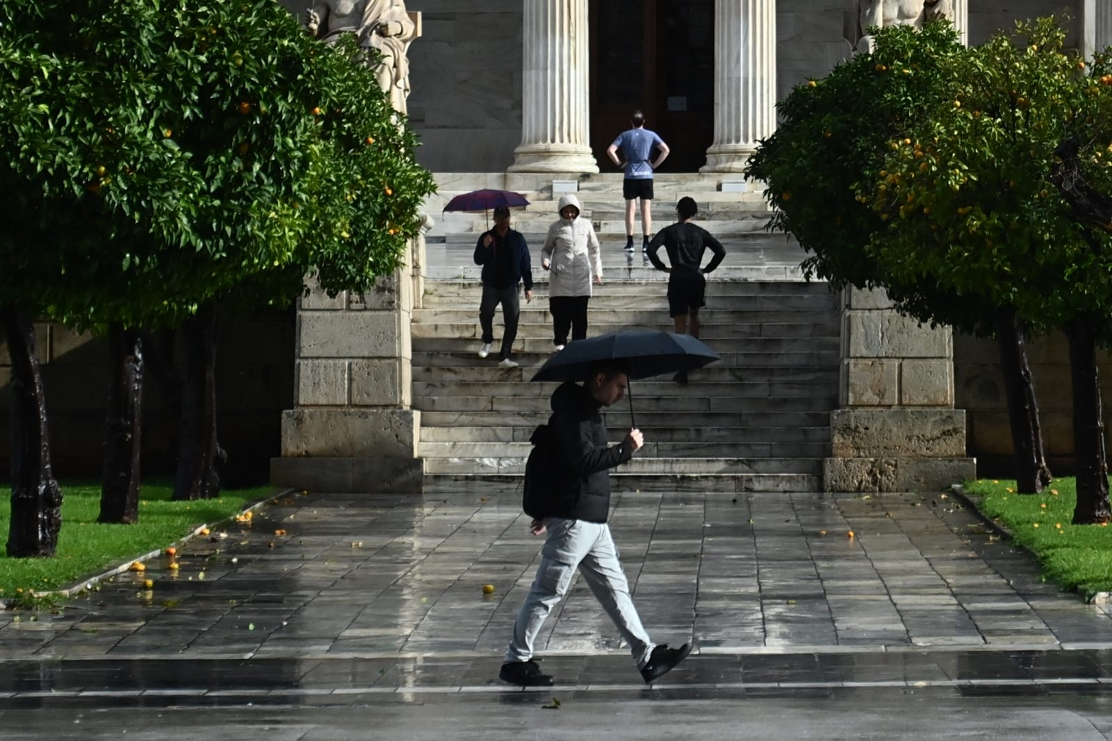 Cold Front Expected to Cause Heavy Rains, Storms Over Next 2 Days