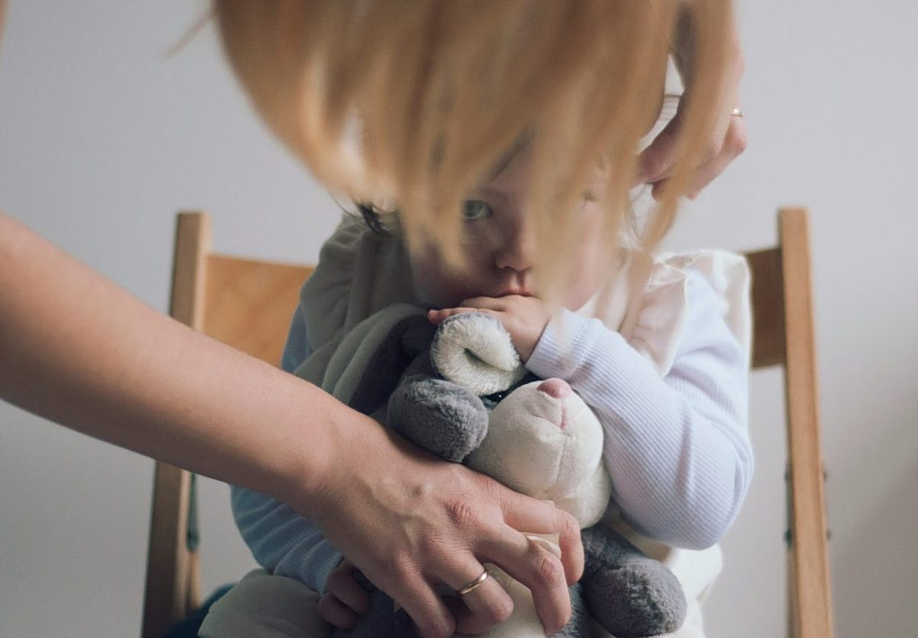 Crete Authorities Probe Abuse of Eight Children After Alarming Reports