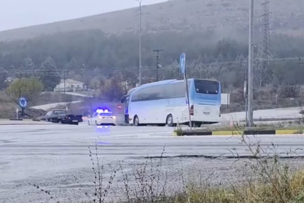 Bus Driver Dies After Heart Attack While on Route