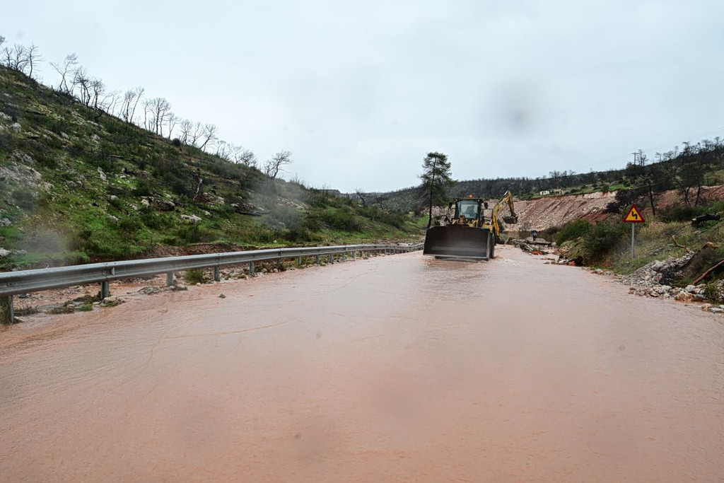 Severe Flooding Hits Mandra Despite Anti-Flood Measures