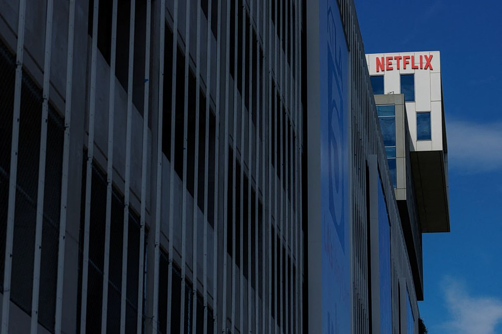 Netflix to Acquire Warner Bros Discovery Assets for $72 Billion