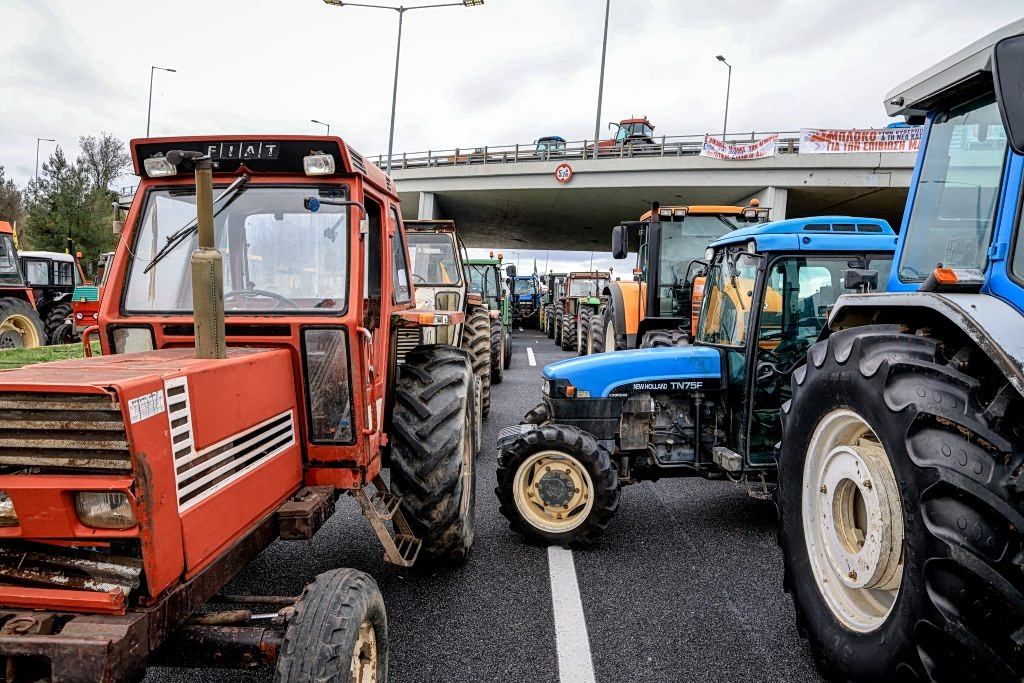 Farmers’ Protests, Roadblocks Continue; PM Calls for Dialogue