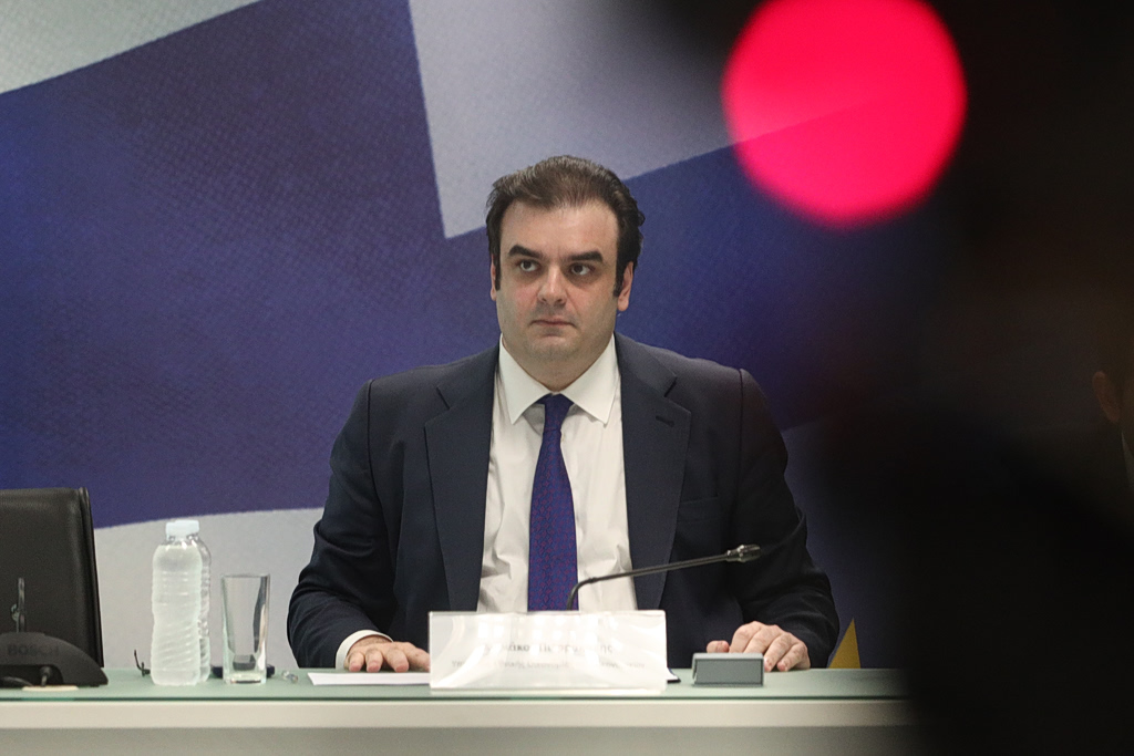 A Game of Thrones for the Eurogroup Chair