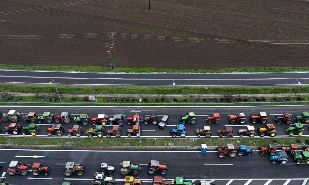 Greek Farmers Threaten to Paralyze the Country