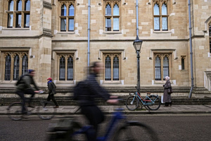 UK to Rejoin Erasmus in 2027